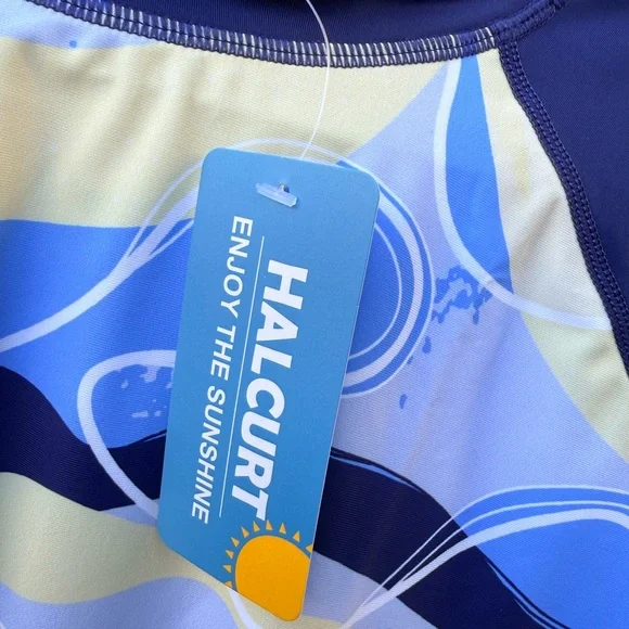 ▪️‎ 4/$25- Halcurt Long Sleeve Rash Guard - Picture 3 of 4